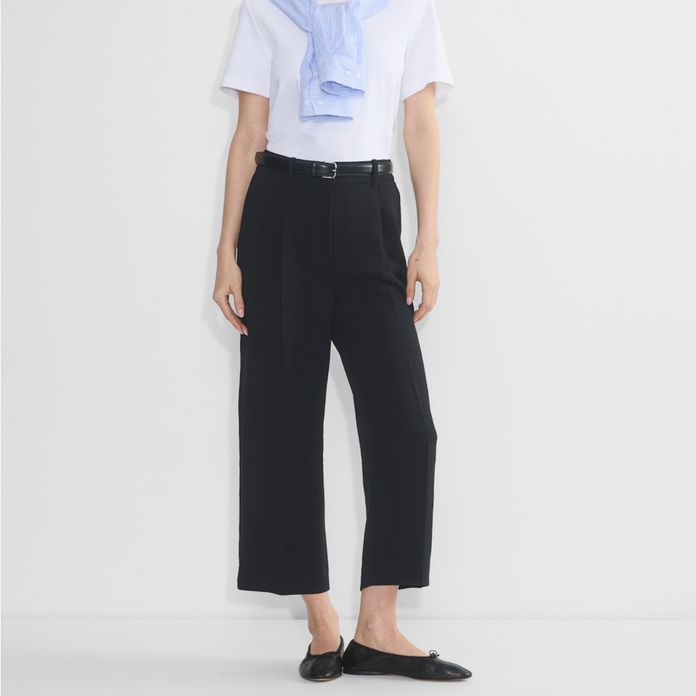 Aritzia Effortless Pant